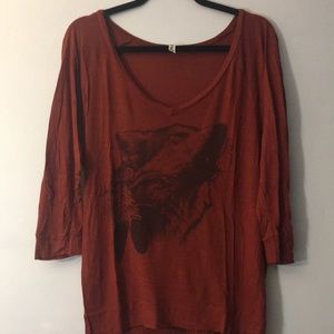 NWOT Indian wolf graphic tee